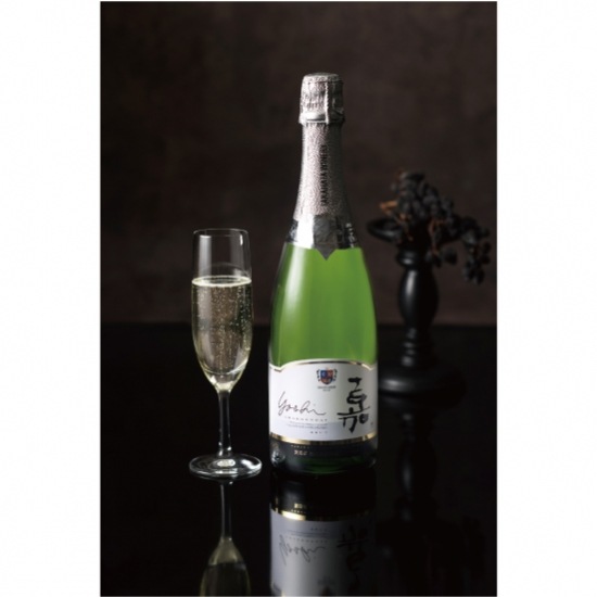 嘉-yosyi スパークリングシャルドネ 白｜【高畠ワイナリー】200ml
