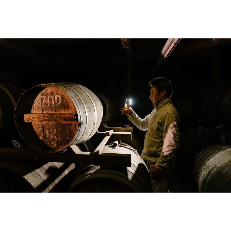 らんびき SHINYGOLD　CHESTNUT CASK FINISH 7年 麦焼酎42度｜【えびす酒造】500ml