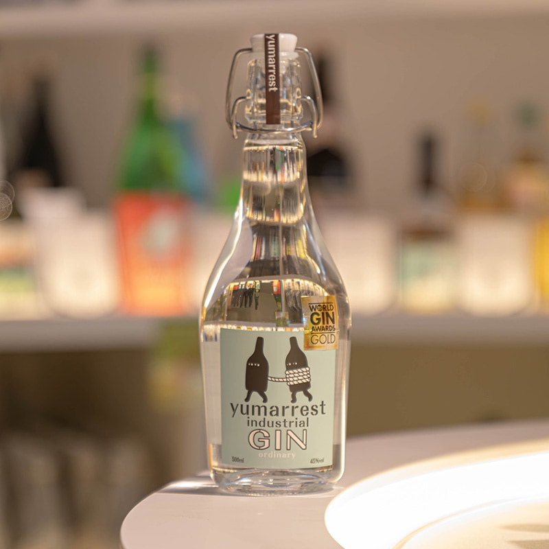 【送料無料】プレミアムクラフトジン３本飲み比べセット ― 鷹栖蒸溜所 RETROGRADE・Yumarrest GIN ordinary・高田酒造 jinjinGIN ―