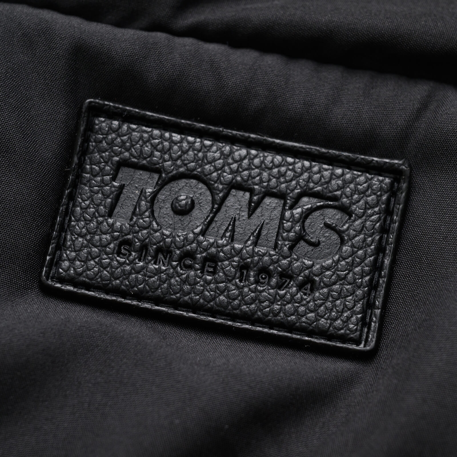 中綿ジャケット（フード付き）