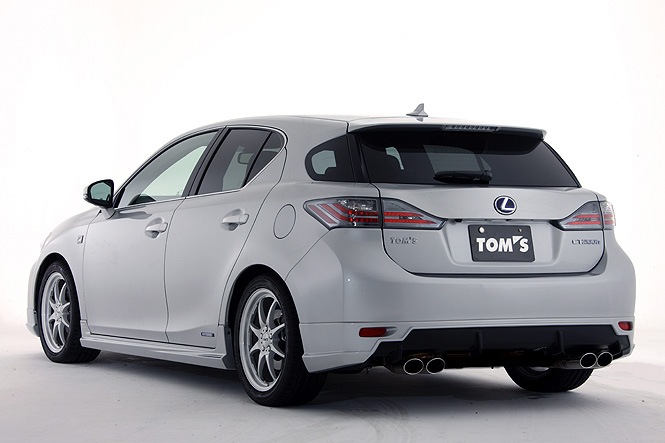 レクサス CT ZWA10後期型用 トヨタ純正 バックドア側RHテールレンズ