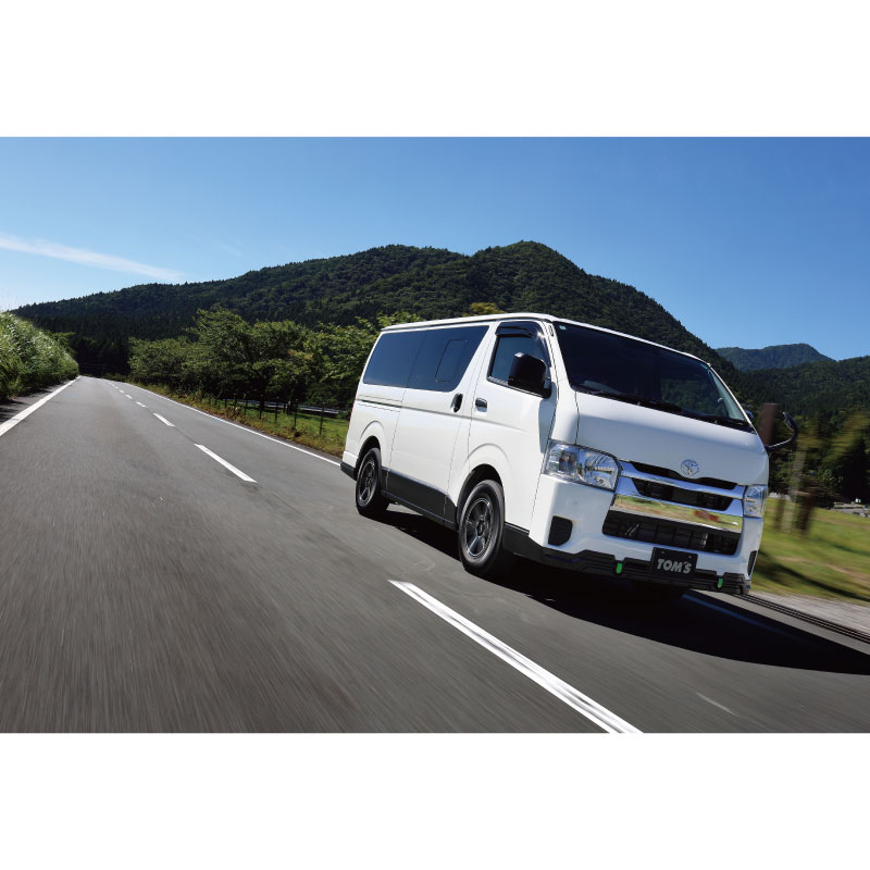 【ハイエース】スタイリングパーツセット