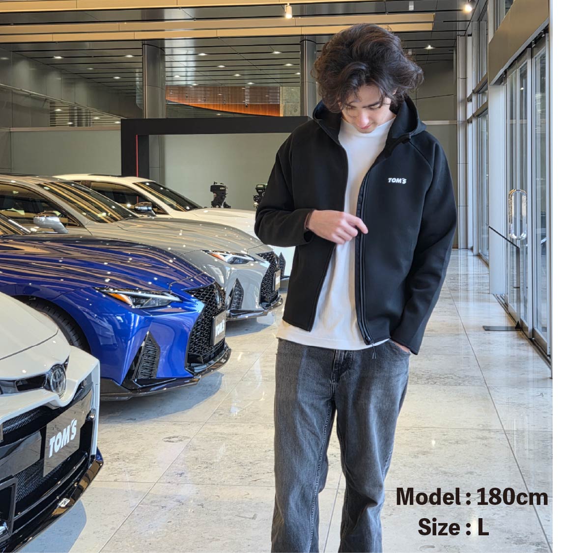 ダンボールニットパーカー