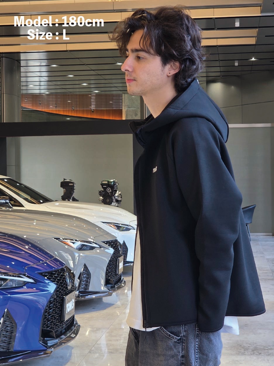 ダンボールニットパーカー