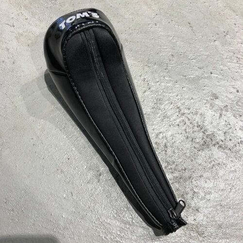 トムスヘッドカバーFW