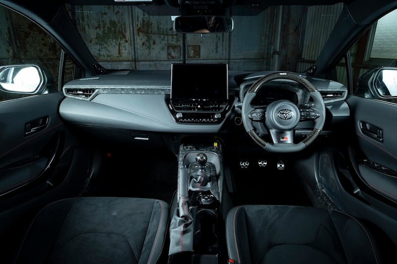 【GRカローラ カーボンパーツ】 ドアスイッチパネル