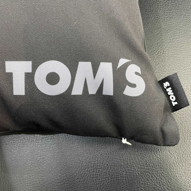 トムスロゴクッション(黒・グレー)