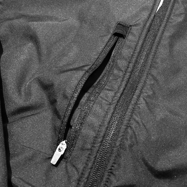 トムス 裏フリースジップジャケット（黒）