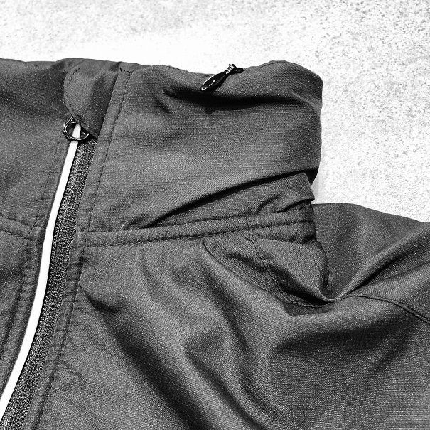 トムス 裏フリースジップジャケット（黒）