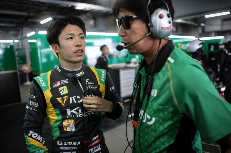 2025 ZIPシャツ【VANTELIN TEAM TOM'S】