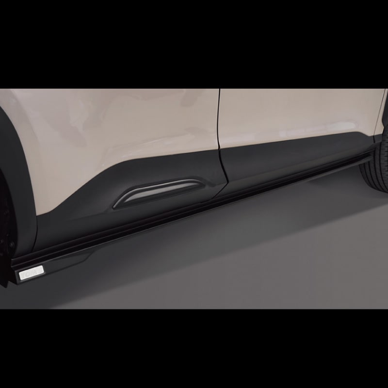 【ヤリスクロス】サイドステップ