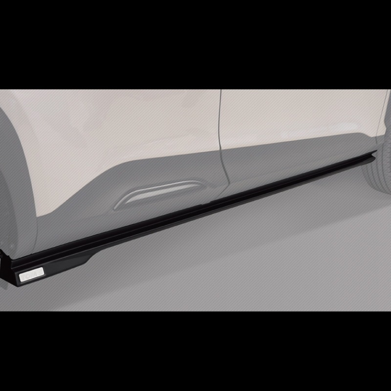 ヤリスクロス】サイドステップ