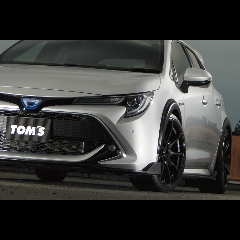 【カローラスポーツ】オーバーフェンダー【21#系】（プラチナホワイトパールマイカ）