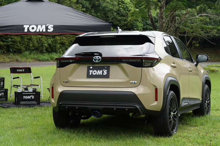 【ヤリスクロス】スタイリングパーツセット　【1#系】