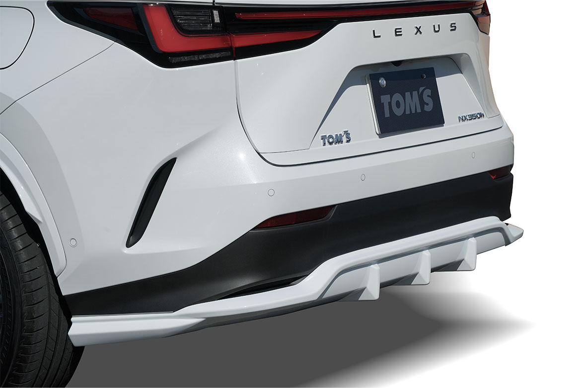 ポイント7%還元／【LEXUS NX 20系】リヤアンダーディフューザー