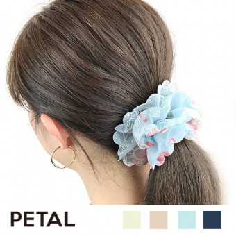 ふわりんレースの花柄シュシュ 【PETAL MARKET】