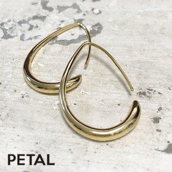 ぽってりドロップ型ゴールドフープピアス　【PETAL MARKET】|ピアス|アイテムで選ぶ
