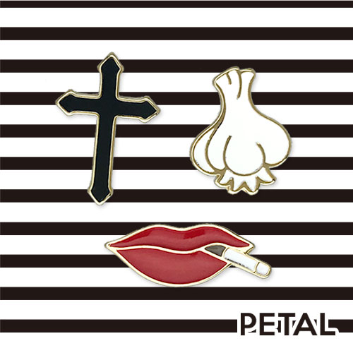 ピンブローチ・吸血鬼【PETAL MARKET】
