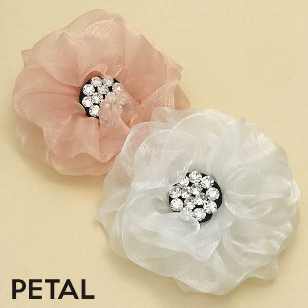 ビジューたっぷり☆コサージュ＆ピン 【PETAL MARKET】