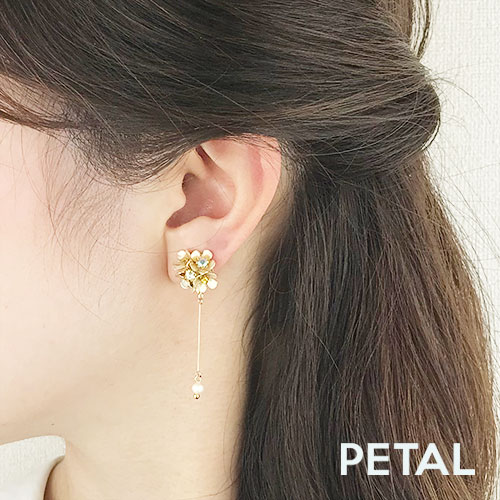 お花と淡水パールのピアス・セリーヌ【PETAL MARKET】