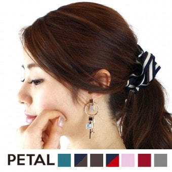 トラッドなしましまパイピングシュシュ 【PETAL MARKET】|シュシュ|アイテムで選ぶ