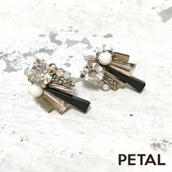 LALAピアス マールサンカクシカーク【PETAL MARKET】　