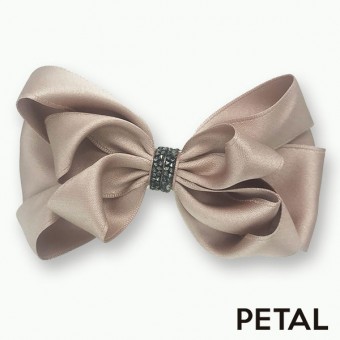 品のあるビジューをあしらったドレープリボンバレッタ【PETAL MARKET】|バレッタ|アイテムで選ぶ
