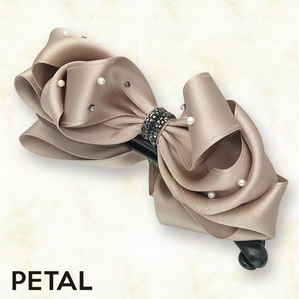 NEW 品のあるビジューをあしらった ドレープリボン バナナクリップ Mサイズ＆Lサイズ展開です 【PETAL MARKET】