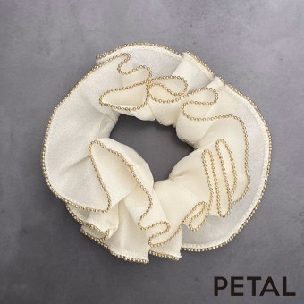 大人カラーのゴールドパイピングシュシュ 【PETAL MARKET】|シュシュ|アイテムで選ぶ