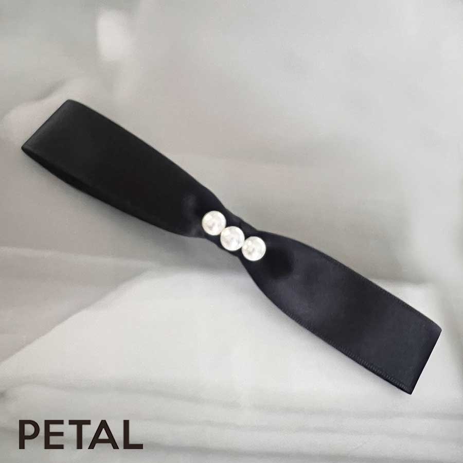 QUI サテンのパール付きシンプルリボンバレッタ 【PETAL MARKET】