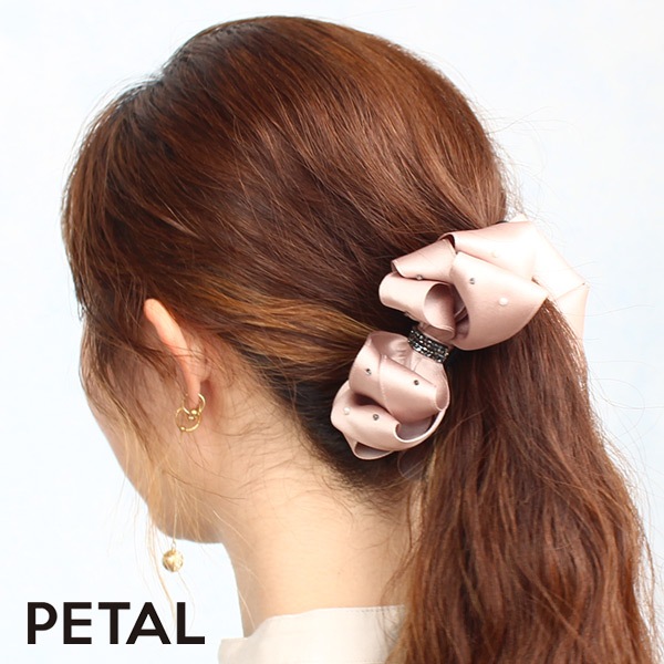 品のあるビジューをあしらった ドレープリボン バナナクリップ Mサイズ＆Lサイズ展開です 【PETAL MARKET】