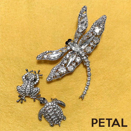 NEW海をスイスイ子亀くんのブローチ【PETAL　MARKET】