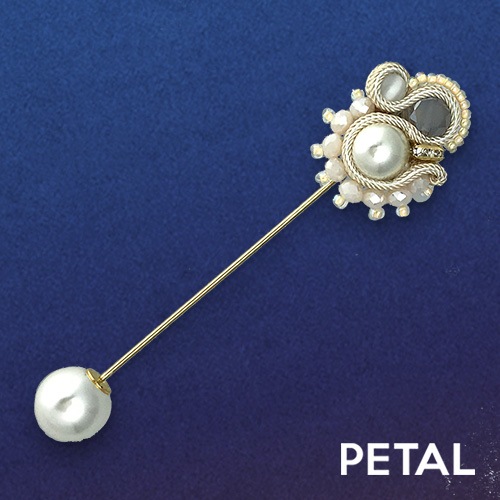 NEWピンブローチ ホワイトバレー　【PETAL MARKET】　