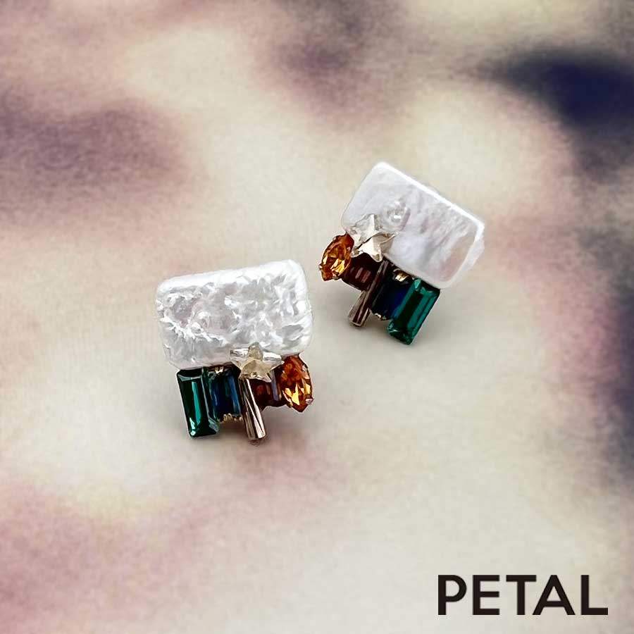 PETAL MARKET | アクセサリー | LALAピアス キューブ【PETAL MARKET