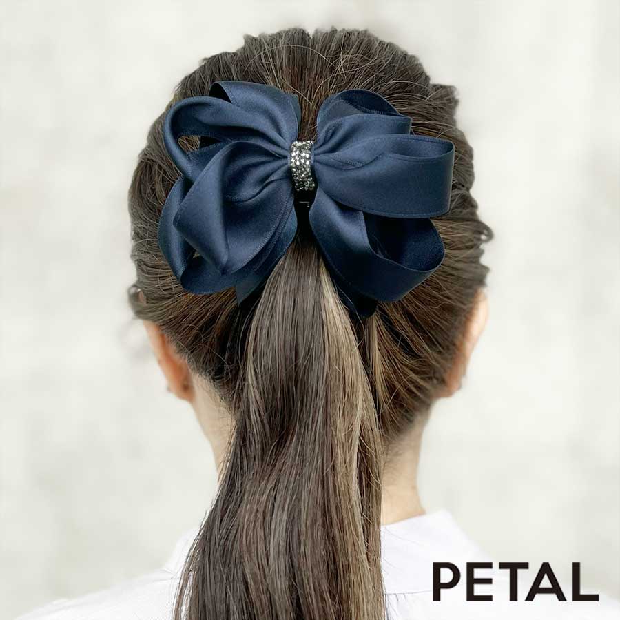 品のあるビジューをあしらったドレープリボンクリップL【PETAL MARKET】