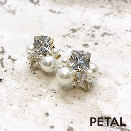 プリンセスカットとマーキーズカットのキュービックジルコニアとパールの仲良しピアス【PETAL MARKET】-PETAL MARKET プリンセスカットとマーキーズカットのキュービックジルコニアとパールの仲良しピアス【PETAL MARKET】-PETAL MARKET