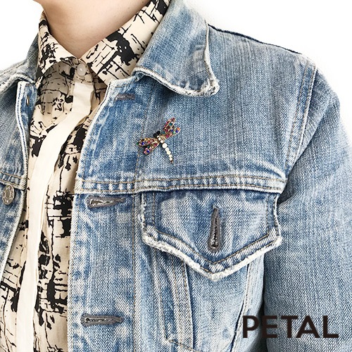 まじめなとんぼがやってきたブローチ【PETAL MARKET】