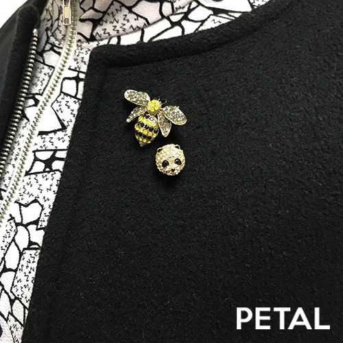 ブーンブーンはちのブローチ【PETAL MARKET】