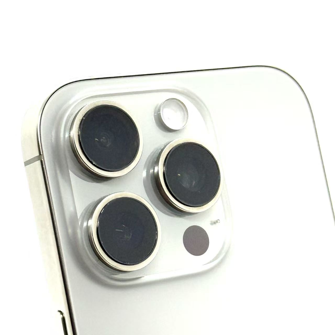 iPhone 16 Pro 256GB SIM�t���[ [�i�`�������`�^�j�E��]�̐��i�摜3