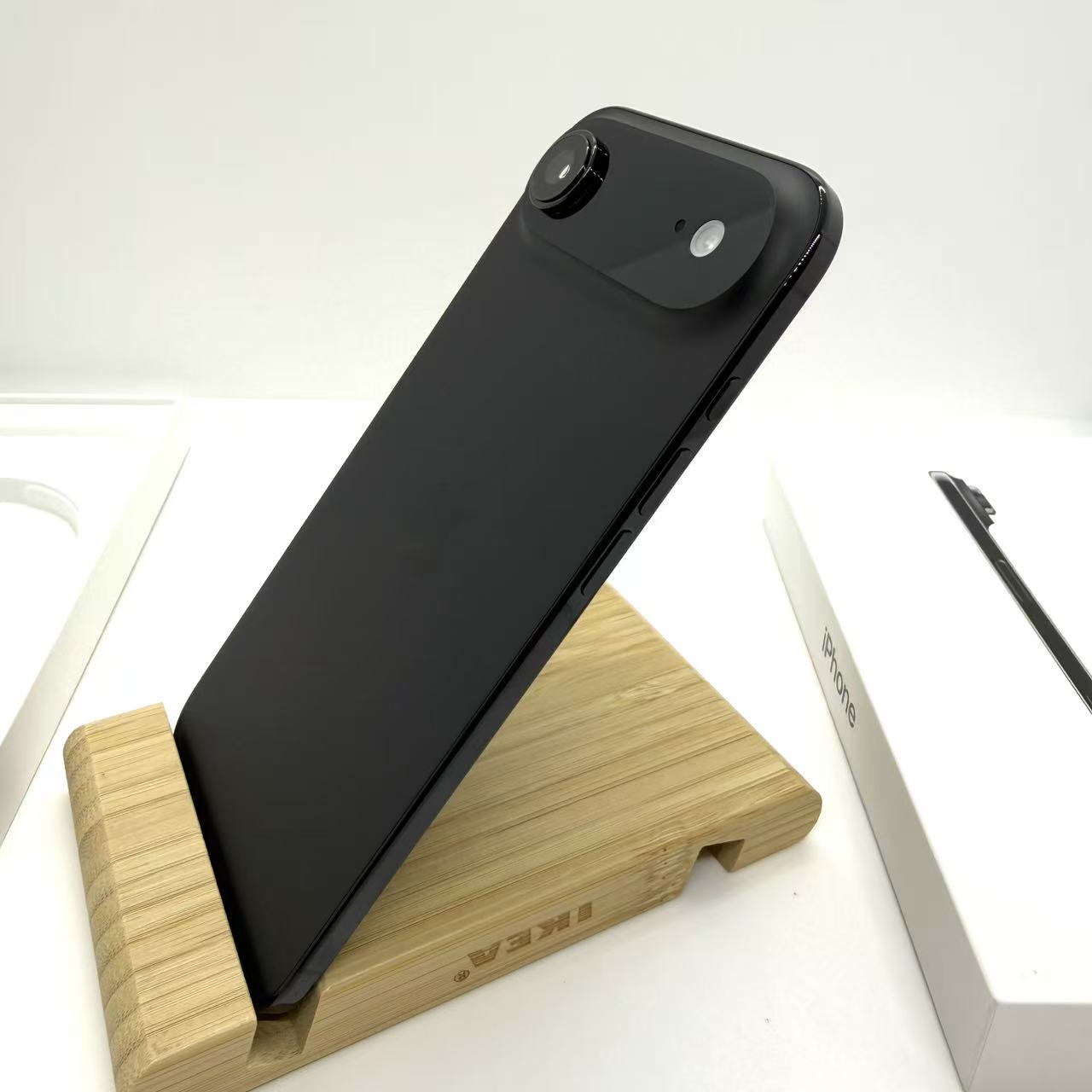 iPhone Air 256GB SIM�t���[ [�X�y�[�X�u���b�N]�̐��i�摜3