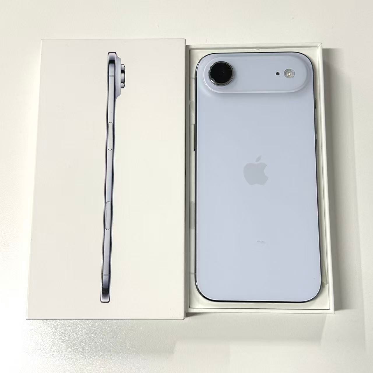 iPhone Air 256GB SIM�t���[ [�X�J�C�u���[]�̐��i�摜4