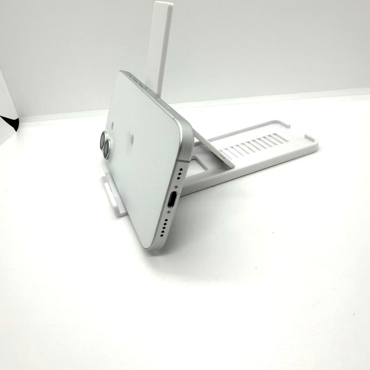 iPhone 16 中古一覧｜SIMフリー・キャリア - 価格.com