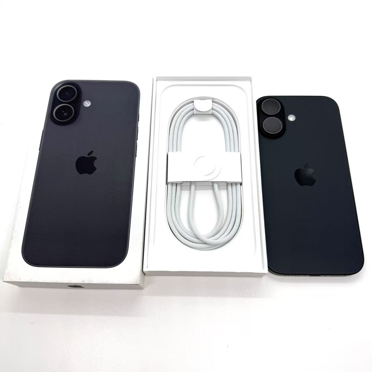 Aランク」SIMフリー iPhone 17 256GB [ブラック] MG674J/A（eSIM専用