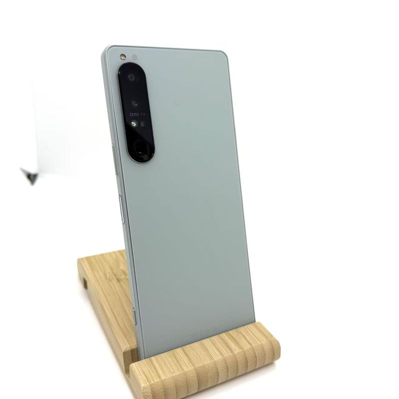 キャリア：au 中古スマートフォン(白ロム) 製品一覧 - 価格.com