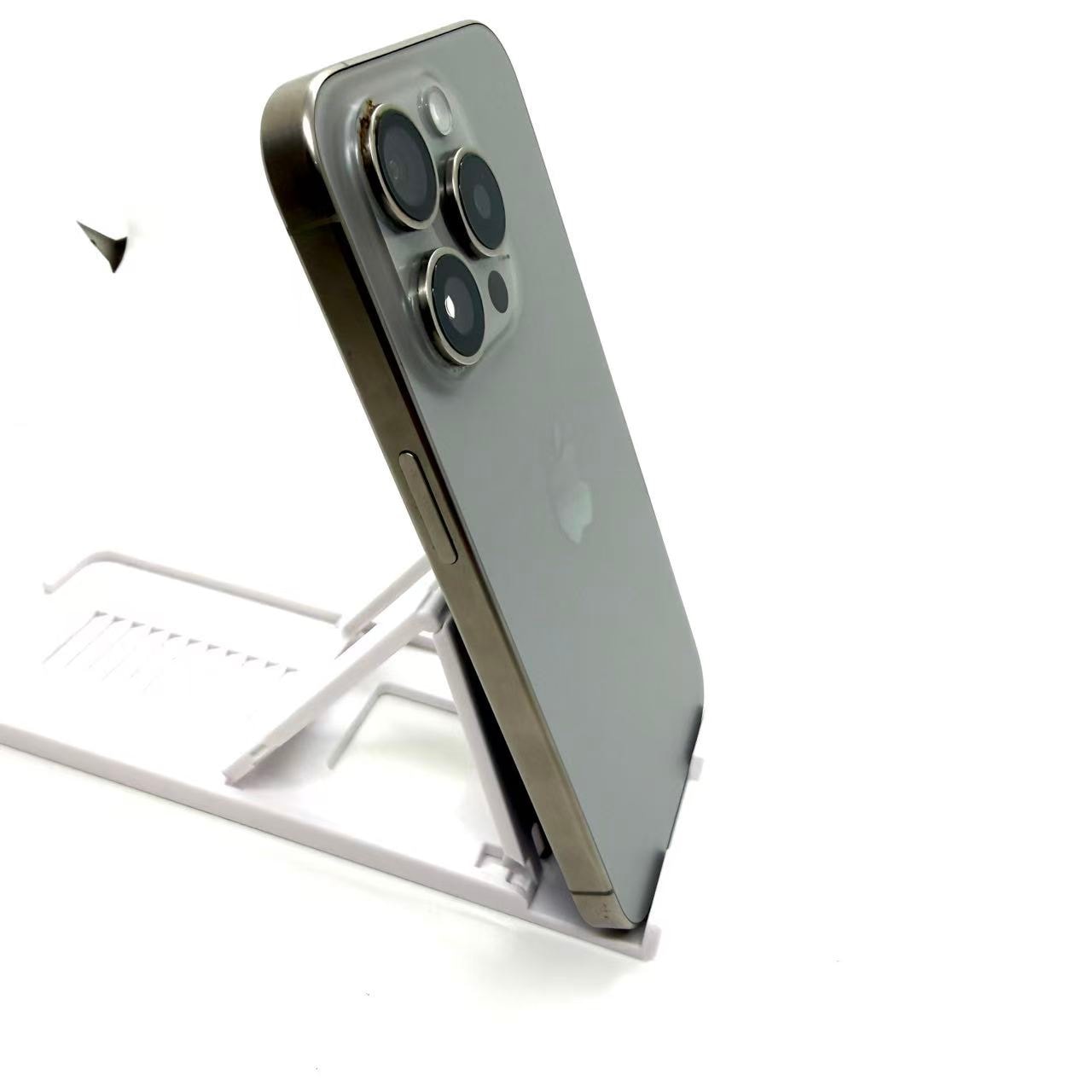 iPhone 15 Pro 128GB SIM�t���[ [�i�`�������`�^�j�E��]�̐��i�摜4