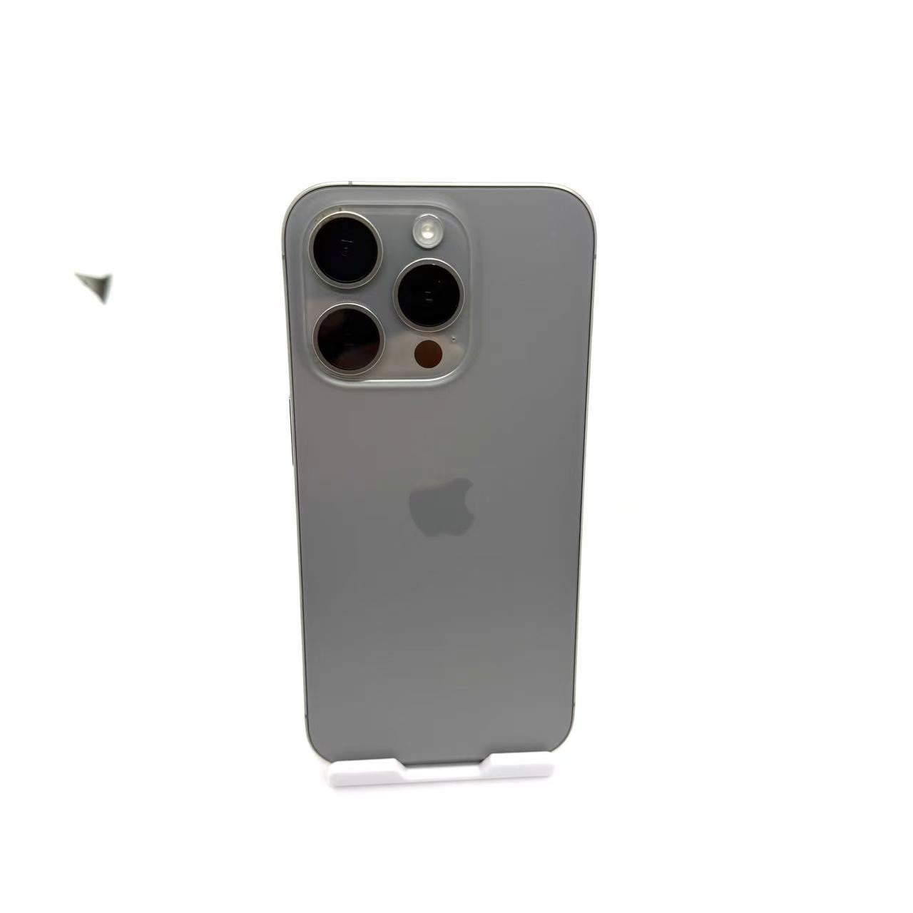Bランク」SIMフリー iPhone 15 Pro 128GB [ナチュラルチタニウム