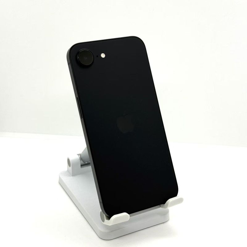 iPhone 16e 中古一覧｜SIMフリー・キャリア - 価格.com
