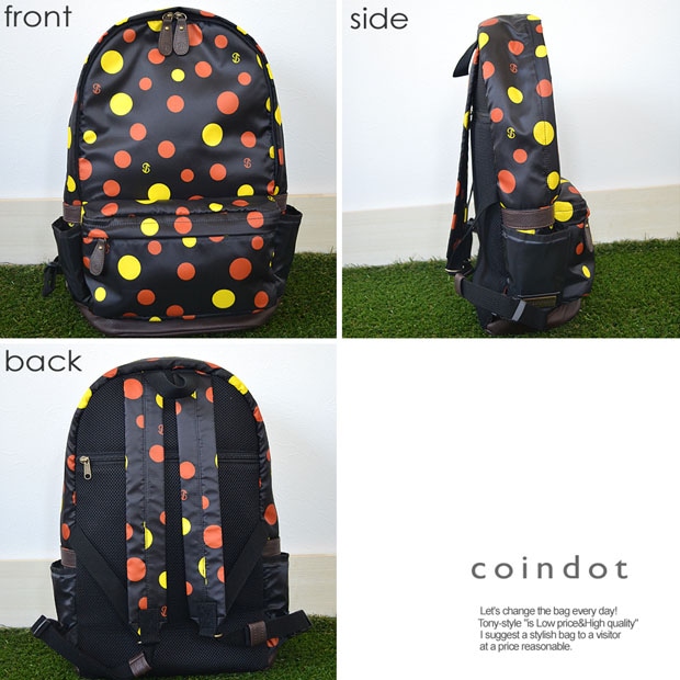 シルエットがくずれにくいように全体の表生地と裏生地の間に
クッション素材を入れているので、中に物をたくさん入れても
キレイなシルエットでお使いいただけます！