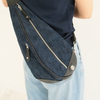 【TONYstyle岡山デニム】<br>デニムボディーバッグ<br> ～スカイデニム～