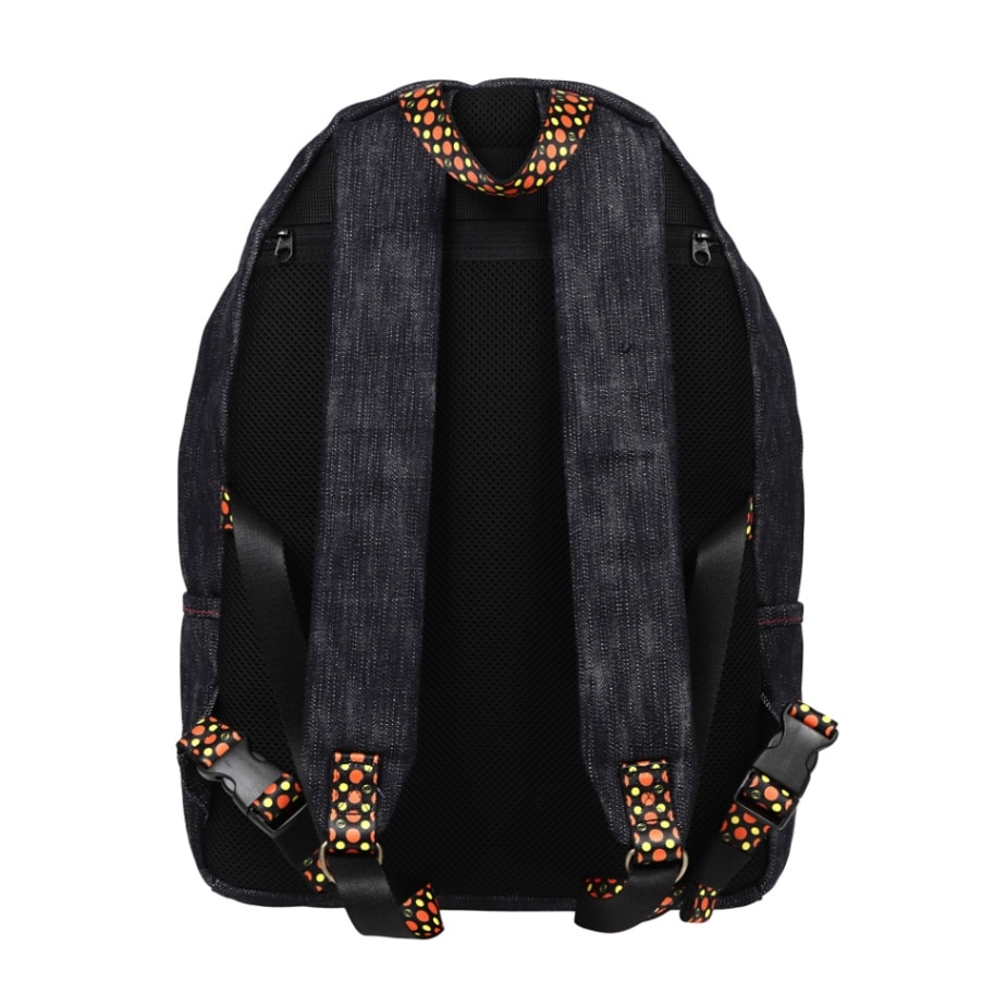 【きれいめからカジュアルまでおしゃれに持てるデニムリュック♪】<br>
<br>
重厚感ある岡山デニムは、男性でも女性でも、かっこよくおしゃれに背負えます◎！<br>